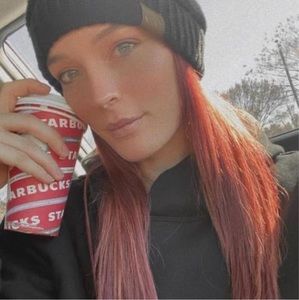 Meet your Posher, Elayna